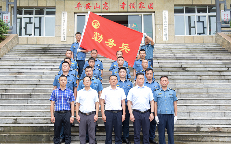 1691110384878069285.jpg 801.jpg